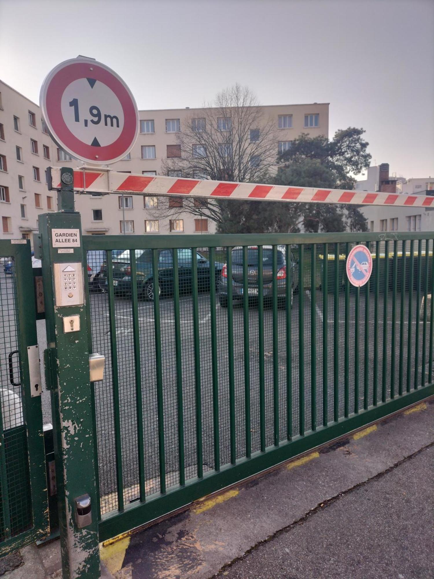 Jolie Appartement Proche Tramway Vénissieux Exteriér fotografie